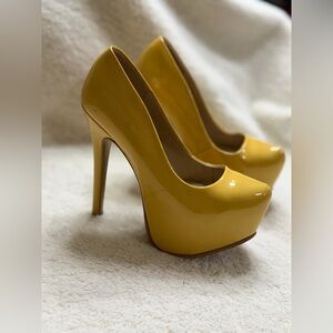 Glossy Yellow Platform Stiletto Pumps